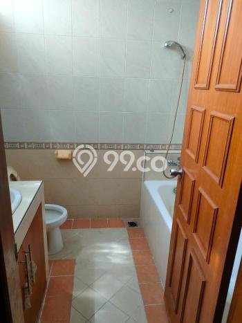 GOOD DEAL! Rumah di Kebayoran Baru, 3 KM, Siap Huni, Luas 182m2m² LB 204m2m² GOOD DEAL! Rumah di Kebayoran Baru, 3 KM, Siap Huni, Luas 182m2m² LB 204m2m²