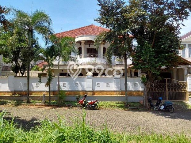 Hunian Mewah Dijual LT 480m2 di Pamulang, Tangerang Selatan Hunian Mewah Dijual LT 480m2 di Pamulang, Tangerang Selatan