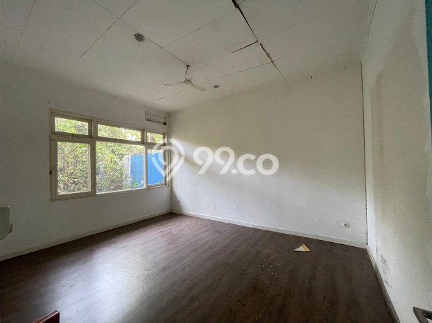Rumah Mewah LB 500m2 Siap Huni Desain Elegan di Kemang, Jakarta Selatan Rumah Mewah LB 500m2 Siap Huni Desain Elegan di Kemang, Jakarta Selatan