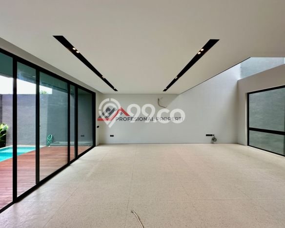 Rumah Elit LB 450m2 Siap Huni Desain Elegan di Kemang, Jakarta Selatan Rumah Elit LB 450m2 Siap Huni Desain Elegan di Kemang, Jakarta Selatan