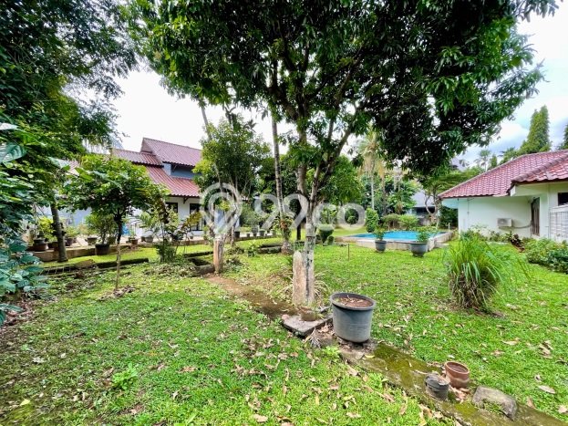 Siap Huni Hunian Elit 10 Kamar di Cilandak Dekat ke Mana Pun Siap Huni Hunian Elit 10 Kamar di Cilandak Dekat ke Mana Pun