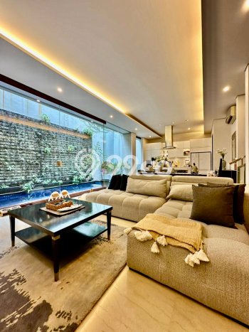 Siap Huni Rumah Mewah 4 Kamar di Cilandak Dekat ke Mana Pun Siap Huni Rumah Mewah 4 Kamar di Cilandak Dekat ke Mana Pun