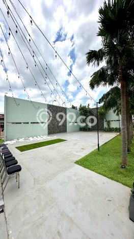 Siap Huni Rumah Mewah 5 Kamar di Ciracas Dekat ke Mana Saja Siap Huni Rumah Mewah 5 Kamar di Ciracas Dekat ke Mana Saja