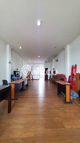Dijual! Ruko di Bangka Jakarta Selatan LT 168m2 / LB 280m2 Kawasan Strategis Dijual! Ruko di Bangka Jakarta Selatan LT 168m2 / LB 280m2 Kawasan Strategis