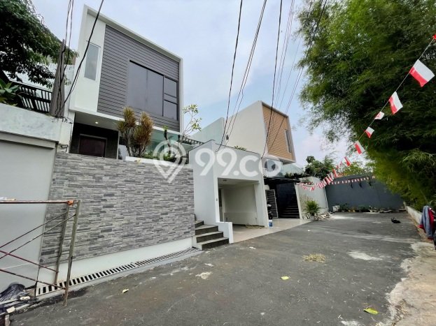 Disewakan! Rumah 4 Kamar Tidur &
4 Kamar Mandi di Jati Padang, Jakarta Selatan Disewakan! Rumah 4 Kamar Tidur &
4 Kamar Mandi di Jati Padang, Jakarta Selatan