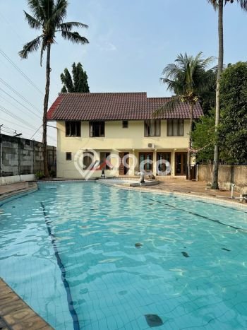 Rumah Eksklusif Dijual LT 700m2 di Cinere, Depok Rumah Eksklusif Dijual LT 700m2 di Cinere, Depok