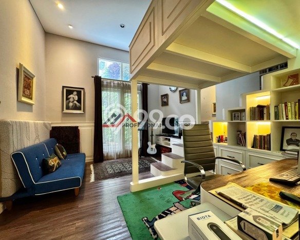 Rumah Elit Modern Tanpa Renovasi di Kemang Jakarta Selatan Rumah Elit Modern Tanpa Renovasi di Kemang Jakarta Selatan