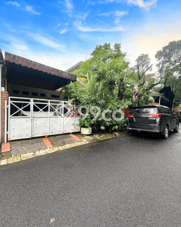 Rumah Mewah LB 133m2 Siap Pakai Desain Elegan di Pondok Indah, Jakarta Selatan Rumah Mewah LB 133m2 Siap Pakai Desain Elegan di Pondok Indah, Jakarta Selatan
