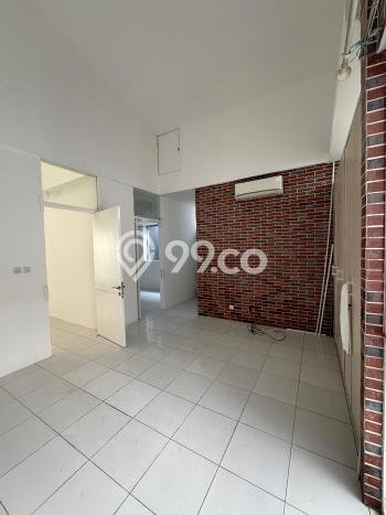 Dijual Rumah Luas Megah Dengan View Eksklusif di Lebak Bulus, Jakarta Selatan Dijual Rumah Luas Megah Dengan View Eksklusif di Lebak Bulus, Jakarta Selatan