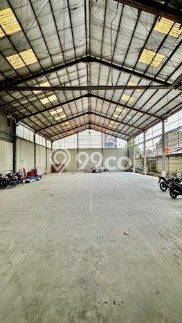 Gudang Paling Dicari LB 1000m2 Dijual di Kebayoran Lama Gudang Paling Dicari LB 1000m2 Dijual di Kebayoran Lama