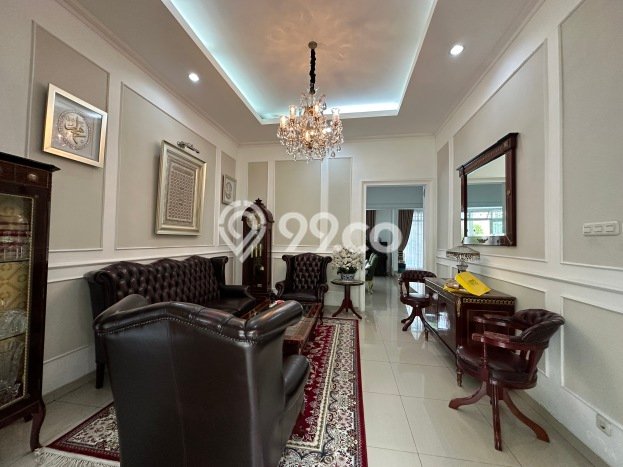 Ready to Use! Luxury House LT 820m2 Desain Elegan di Lebak Bulus Ready to Use! Luxury House LT 820m2 Desain Elegan di Lebak Bulus