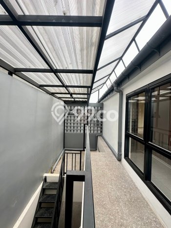 Jual Rumah Mewah Megah Dengan View Cantik di Pangkalan Jati, Depok Jual Rumah Mewah Megah Dengan View Cantik di Pangkalan Jati, Depok