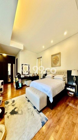 Siap Huni Rumah Mewah 4 Kamar di Cilandak Dekat ke Mana Pun Siap Huni Rumah Mewah 4 Kamar di Cilandak Dekat ke Mana Pun