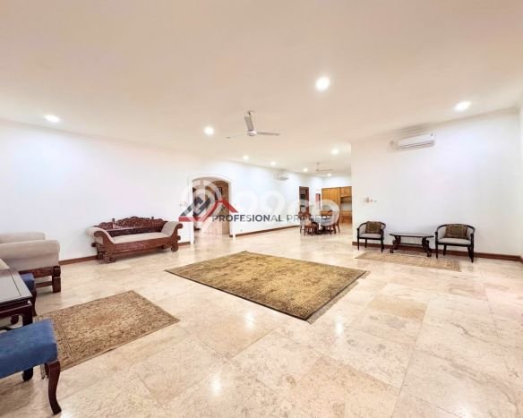 Disewakan! Rumah 3 Kamar Tidur &
2 Kamar Mandi di Ampera, Jakarta Selatan Disewakan! Rumah 3 Kamar Tidur &
2 Kamar Mandi di Ampera, Jakarta Selatan
