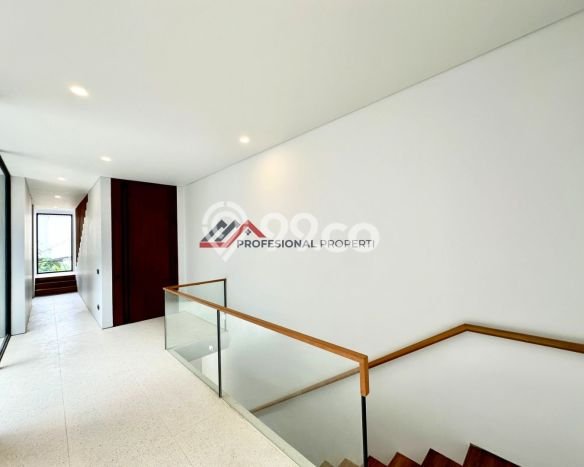 Rumah Elit LB 450m2 Siap Huni Desain Elegan di Kemang, Jakarta Selatan Rumah Elit LB 450m2 Siap Huni Desain Elegan di Kemang, Jakarta Selatan