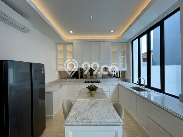 For Sale Rumah Elit Exclusive di Kebayoran Baru, Jakarta Selatan For Sale Rumah Elit Exclusive di Kebayoran Baru, Jakarta Selatan