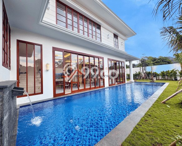 For Sale! Premium House LT 1066m2 Desain Elegan di Kemang For Sale! Premium House LT 1066m2 Desain Elegan di Kemang
