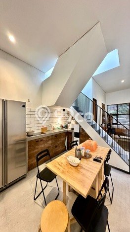 Siap Huni Rumah Mewah 2 Kamar di Mampang Prapatan Dekat ke Mana Saja Siap Huni Rumah Mewah 2 Kamar di Mampang Prapatan Dekat ke Mana Saja