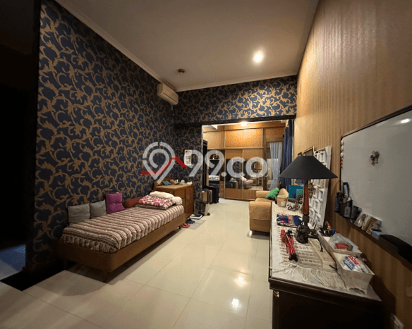 Siap Huni Hunian Elit 4 Kamar di Cilandak Dekat ke Mana Pun Siap Huni Hunian Elit 4 Kamar di Cilandak Dekat ke Mana Pun
