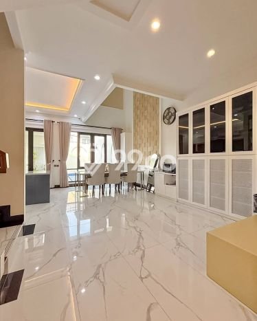 Hunian Elit LB 380m2 Siap Pakai Desain Elegan di Lebak Bulus, Jakarta Selatan Hunian Elit LB 380m2 Siap Pakai Desain Elegan di Lebak Bulus, Jakarta Selatan