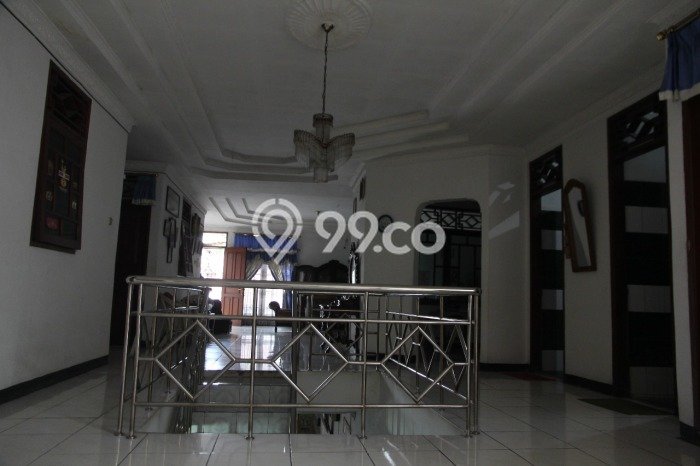 Dijual Rumah Premium dengan Fasilitas Sekitar Komplit di Kebon Jeruk, Jakarta Barat Dijual Rumah Premium dengan Fasilitas Sekitar Komplit di Kebon Jeruk, Jakarta Barat