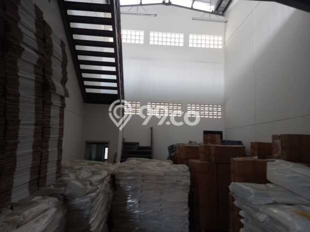Unit Gudang disewakan di Serpong Tangerang Selatan dengan LT 120m2 / LB 138m2 Unit Gudang disewakan di Serpong Tangerang Selatan dengan LT 120m2 / LB 138m2
