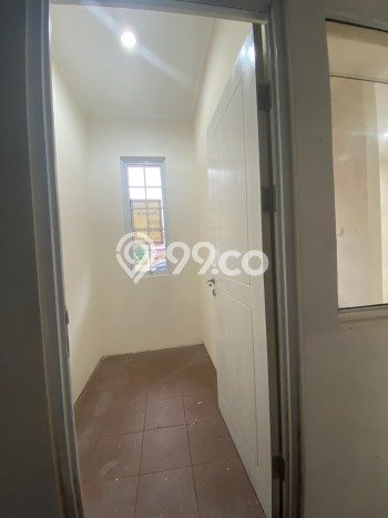 Disewakan Rumah Murah di Gading Serpong Tangerang Punya 2 KT Disewakan Rumah Murah di Gading Serpong Tangerang Punya 2 KT