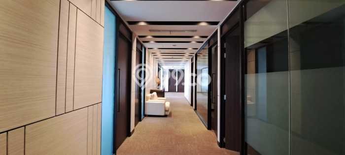 Kantor Dijual di Jakarta Selatan LT 393m2 & LB 393m2 Lokasi Terbaik! Kantor Dijual di Jakarta Selatan LT 393m2 & LB 393m2 Lokasi Terbaik!