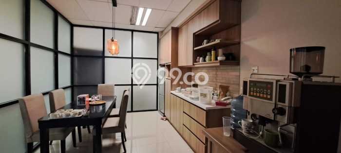 Kantor Dijual di Jakarta Selatan LT 393m2 & LB 393m2 Lokasi Terbaik! Kantor Dijual di Jakarta Selatan LT 393m2 & LB 393m2 Lokasi Terbaik!