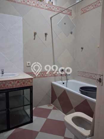 Rumah Strategis Minimalis Lb 300m2 di Pamulang, Tangerang Selatan Rumah Strategis Minimalis Lb 300m2 di Pamulang, Tangerang Selatan