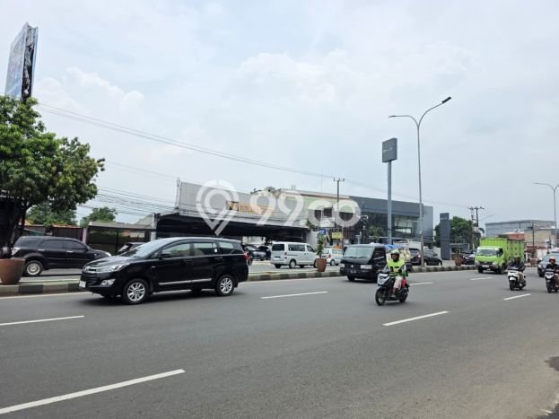 Ruko Dijual Lokasi Emas di Serpong Luas 330m2 Ruko Dijual Lokasi Emas di Serpong Luas 330m2