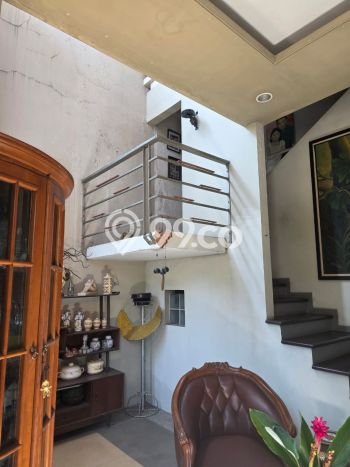 Dijual Hunian Rumah Terawat 4 Kamar di Jatimelati, Bekasi Dijual Hunian Rumah Terawat 4 Kamar di Jatimelati, Bekasi