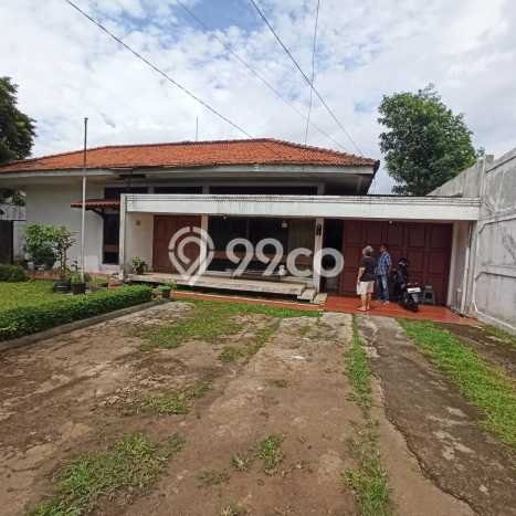 Rumah Elit Modern Tanpa Renovasi di Lebak Bulus Jakarta Selatan Rumah Elit Modern Tanpa Renovasi di Lebak Bulus Jakarta Selatan