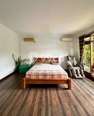 Rumah Elit LB 300m2 Siap Huni Desain Elegan di Pejaten, Jakarta Selatan Rumah Elit LB 300m2 Siap Huni Desain Elegan di Pejaten, Jakarta Selatan