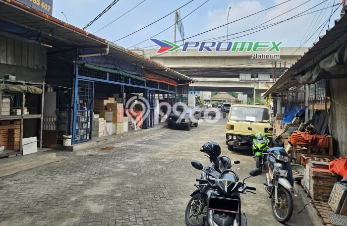Lokasi Strategis! Dijual Ruko Bisnis di Duren Sawit, Jakarta Timur Kondisi Bagus Lokasi Strategis! Dijual Ruko Bisnis di Duren Sawit, Jakarta Timur Kondisi Bagus