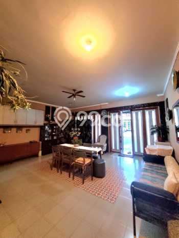 Rumah Luxury Modern Tanpa Renovasi di Bintaro Tangerang Selatan Rumah Luxury Modern Tanpa Renovasi di Bintaro Tangerang Selatan