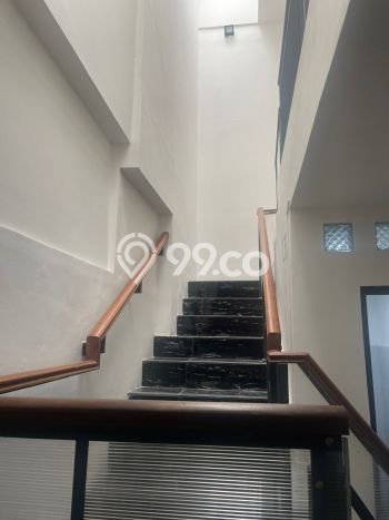 Hunian Cantik Minimalis Lb 150m2 di Bintaro, Tangerang Selatan Hunian Cantik Minimalis Lb 150m2 di Bintaro, Tangerang Selatan