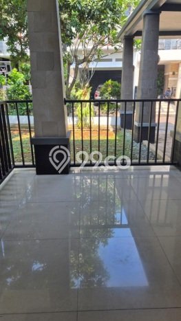 Rumah Elit Modern Tanpa Renovasi di Bintaro Tangerang Selatan Rumah Elit Modern Tanpa Renovasi di Bintaro Tangerang Selatan