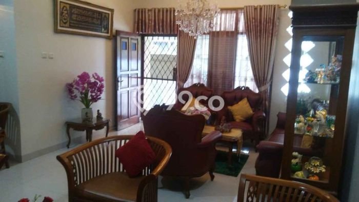 Rumah Elit Modern Tanpa Renovasi di Pondok Kelapa Jakarta Timur Rumah Elit Modern Tanpa Renovasi di Pondok Kelapa Jakarta Timur
