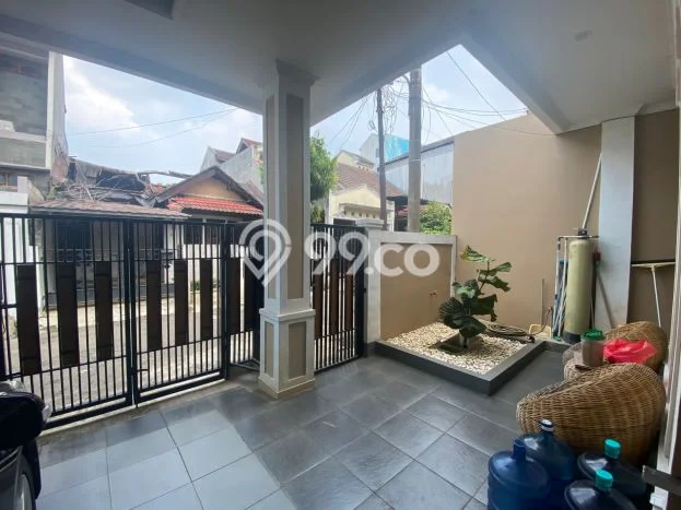 Rumah Modern 3 Kamar LT 120m2 di Galaxy Rumah Modern 3 Kamar LT 120m2 di Galaxy