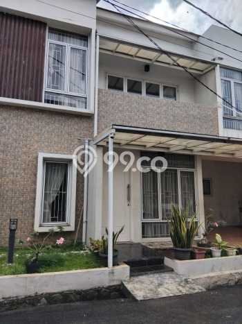Rumah Elit Modern Tanpa Renovasi di Jatiwaringin Jakarta Timur Rumah Elit Modern Tanpa Renovasi di Jatiwaringin Jakarta Timur