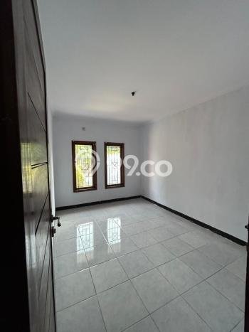Rumah Luas Asri 4 KT Siap Huni di Jatiwarna Bekasi Rumah Luas Asri 4 KT Siap Huni di Jatiwarna Bekasi