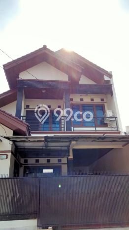 Rumah Modern 5 Kamar LT 137m2 di Bekasi Kota Rumah Modern 5 Kamar LT 137m2 di Bekasi Kota