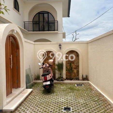 HARGA TERBAIK! Vila Kawasan Kuta Utara, Luas 162m2m², Lokasi Strategis HARGA TERBAIK! Vila Kawasan Kuta Utara, Luas 162m2m², Lokasi Strategis