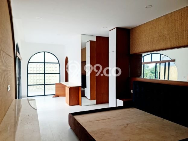 Vila Kawasan , Dimensi 250m2m², Akses ke beragam keperluan Vila Kawasan , Dimensi 250m2m², Akses ke beragam keperluan