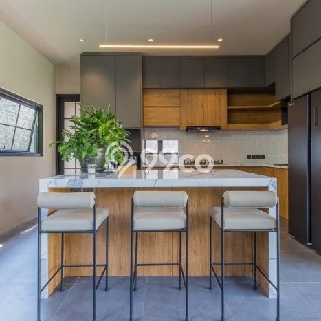 PELUANG INVESTASI! Vila di , Luas 363m2m², Potensi Menjanjikan PELUANG INVESTASI! Vila di , Luas 363m2m², Potensi Menjanjikan