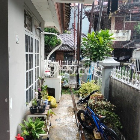 Rumah Modern 4 KT di Jimbaran Badung Semi Furnished Rumah Modern 4 KT di Jimbaran Badung Semi Furnished