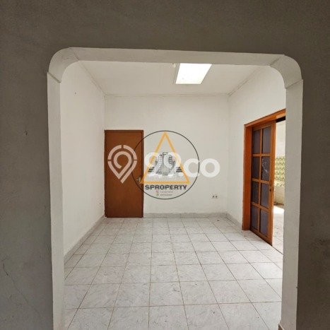 Rumah kawasan Kuta, Badung, Luas 186m2m² Bangunan 104m2m² Rumah kawasan Kuta, Badung, Luas 186m2m² Bangunan 104m2m²