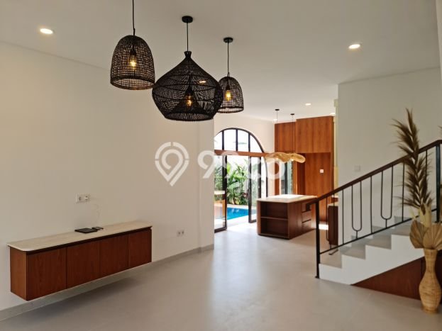 Vila Kawasan , Dimensi 250m2m², Akses ke beragam keperluan Vila Kawasan , Dimensi 250m2m², Akses ke beragam keperluan