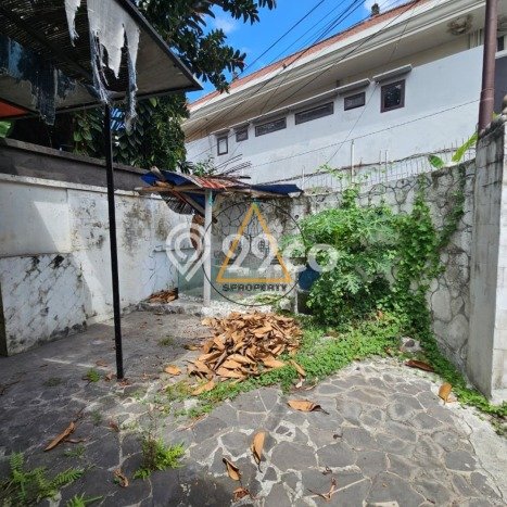Rumah kawasan Kuta, Badung, Luas 186m2m² Bangunan 104m2m² Rumah kawasan Kuta, Badung, Luas 186m2m² Bangunan 104m2m²